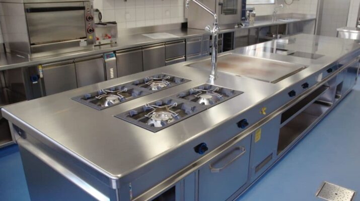 Inspecciones técnicas en cocinas industriales: guía para cumplir.