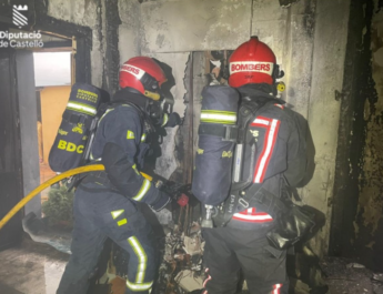 Incendio en un hostal de Castellón: Vinaròs vive la rápida respuesta de bomberos