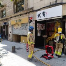 Incendio en cocina de restaurante en Sabadell deja heridos por inhalación de humo