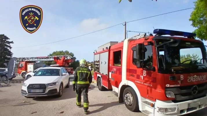 Los bomberos sofocan un incendio en un restaurante de Llucmajor antes de que se propague