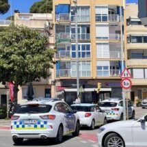 Incendio en un restaurante de Blanes obliga al desalojo y deja un trabajador herido por inhalación de humo