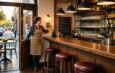¿Es más rentable adquirir un negocio en traspaso o iniciar un bar desde cero en Villaviciosa de Odón?