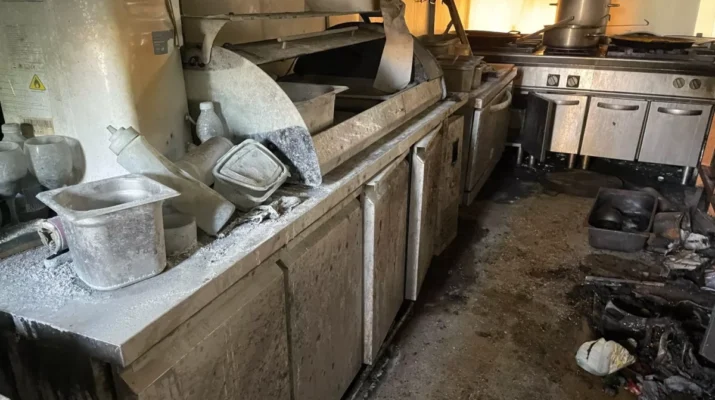 Alarma en Matalascañas: fuego en la cocina del restaurante de un hotel