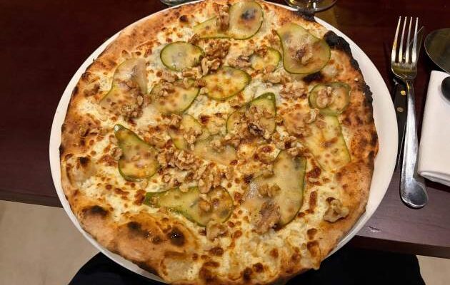 ¿Tapear o cenar pizza? Esta nueva pizzería del Eixample te da ambas opciones